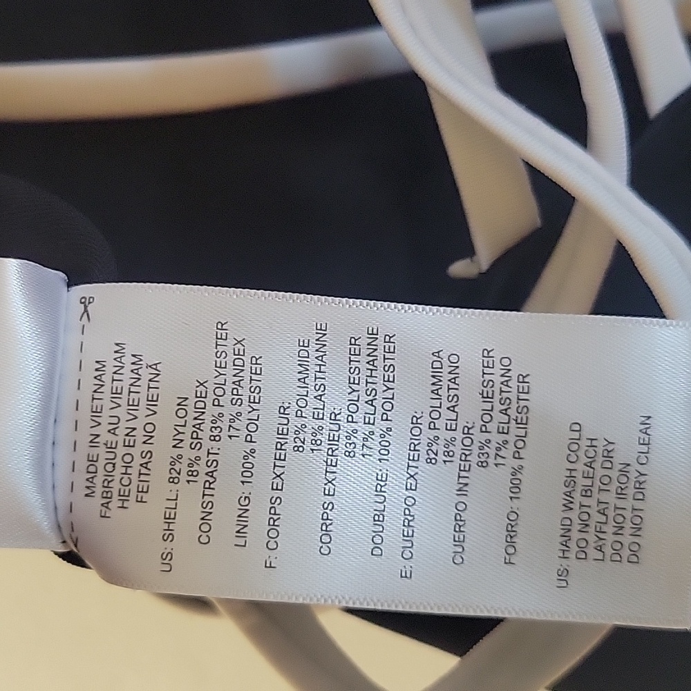 NWOT adidas Black onepiece Swimsuit SZ XL - Picture 4 of 6